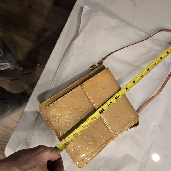 LOUIS VUITTON Monogram Vernis Mott - Picture 14 of 15